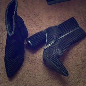 Heel boots/booties